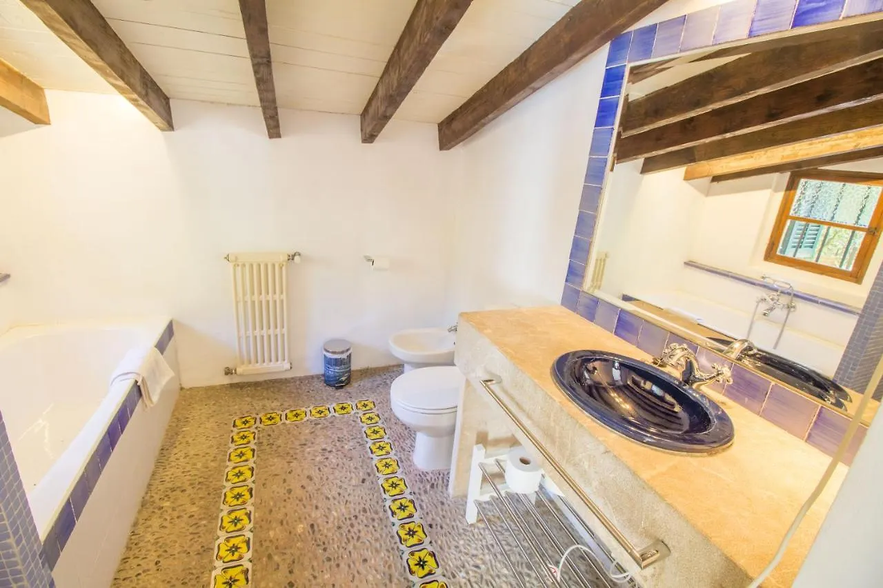 Beautiful Mediterranean Villa With A/C, Wifi Кампанет