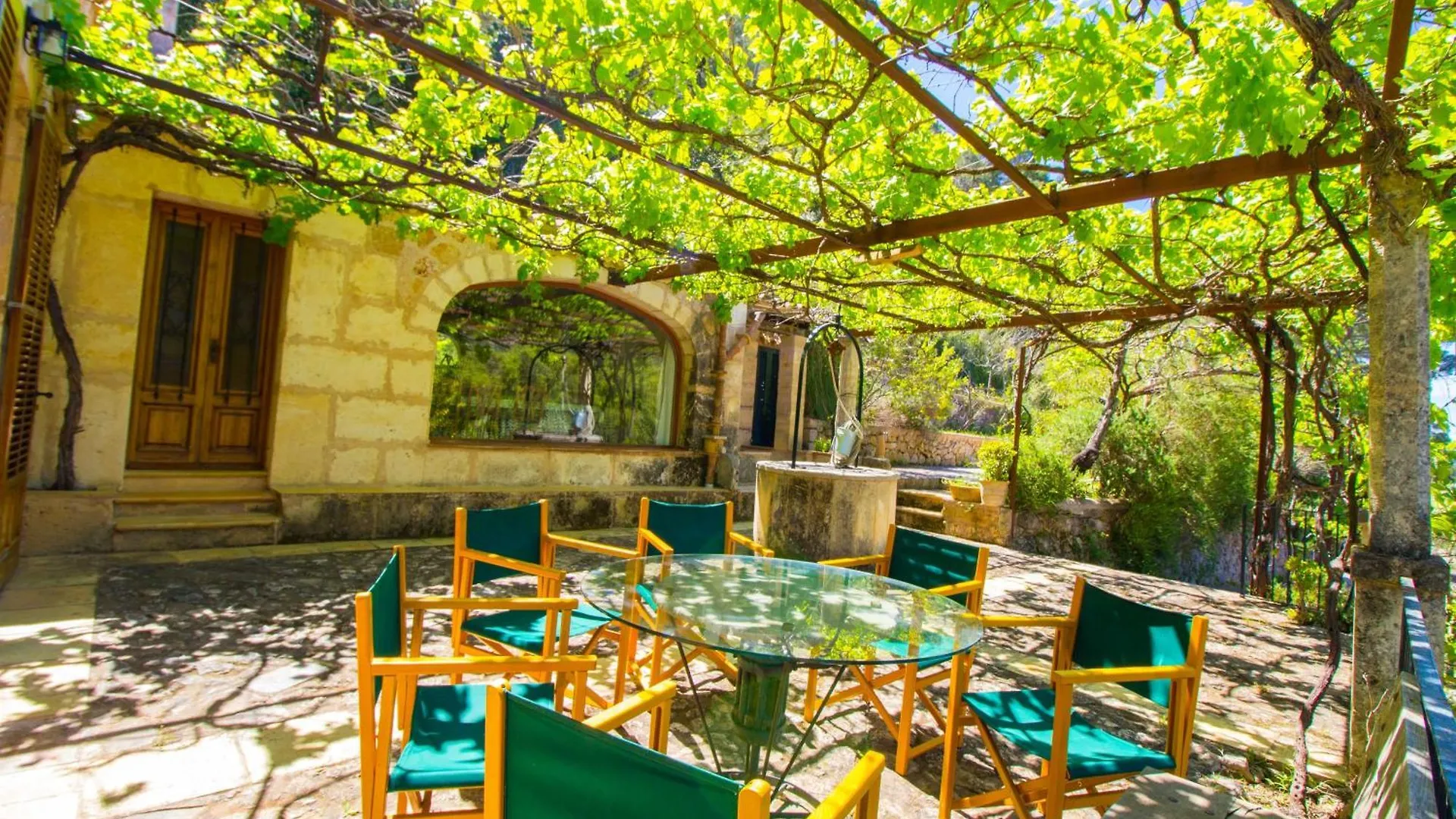 Beautiful Mediterranean Villa With A/C, Wifi Кампанет